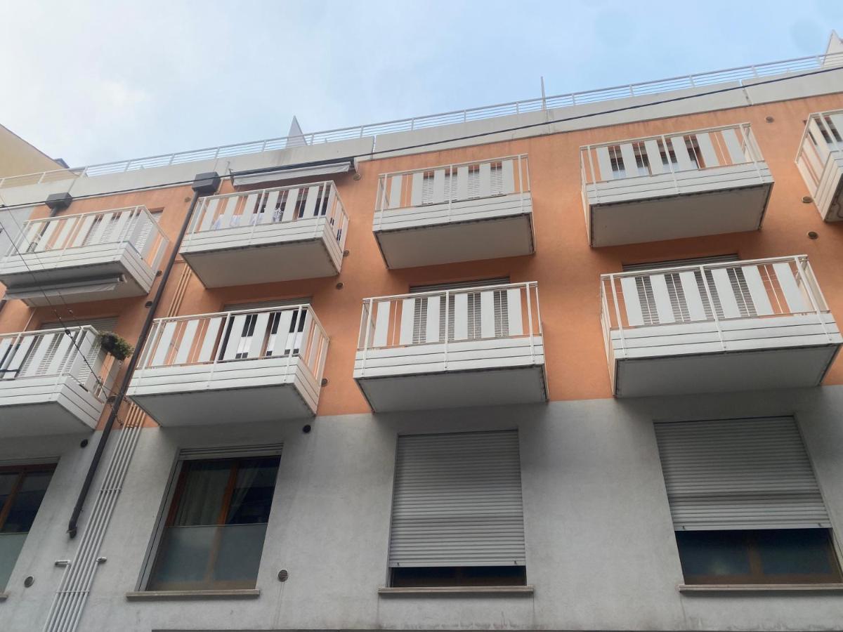 La Casa Di Giacomo Con Parcheggio Trieszt Kültér fotó